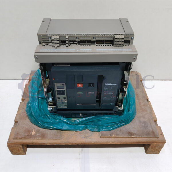 New Schneider Electric NW40H1 Air Circuit Breaker 4000A 3P, Drawout Type