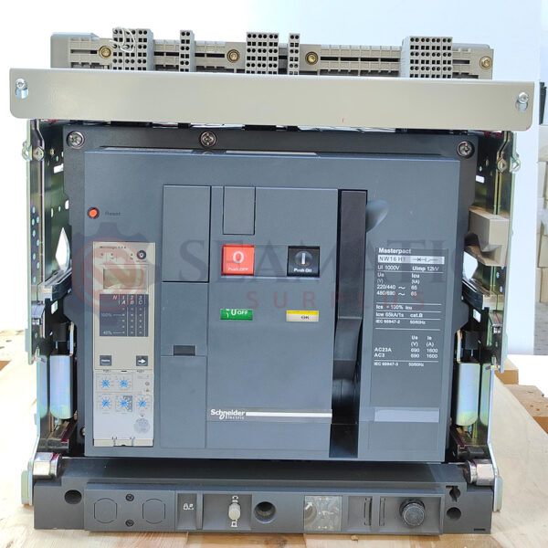 New Schneider Air Circuit breaker Masterpact NW16H1 – 1600 A – 3 poles -Drawout type