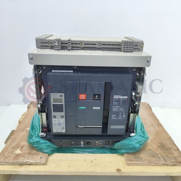 New Schneider Air Circuit Breaker Masterpact NW25H2 2500A 3Pole, Removable Type