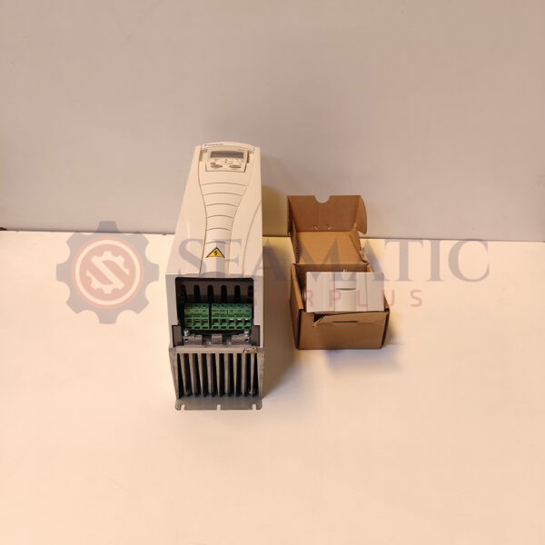 NEW ABB Drive, ACH550-UH-017A-6 , 15HP 11KW 500-600V 17AMPS