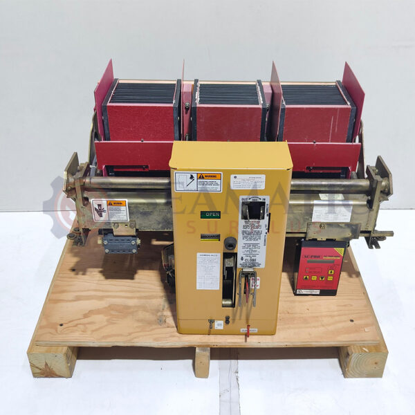 SIEMENS RL-4000 LOW VOLTAGE AC POWER CIRCUIT BREAKER 3POLE, 4000A, EDO 120VAC