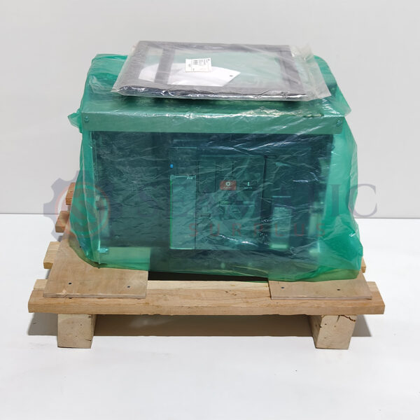 New Schneider Masterpact MTZ2-20HF Switch Disconnector 2000A 4P, Drawout Type (LV848299)