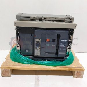 New Schneider Electric NW40H1 Air Circuit Breaker 4000A 4P, Drawout Type (48327)