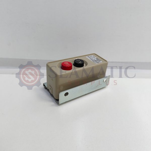 New Hitachi 951-111 SWITCH 2P SCREW TYPE