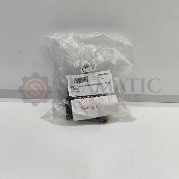 NEW Nordson TYP: DN0030, PN: 7116580 Gear pump PU2-2m1