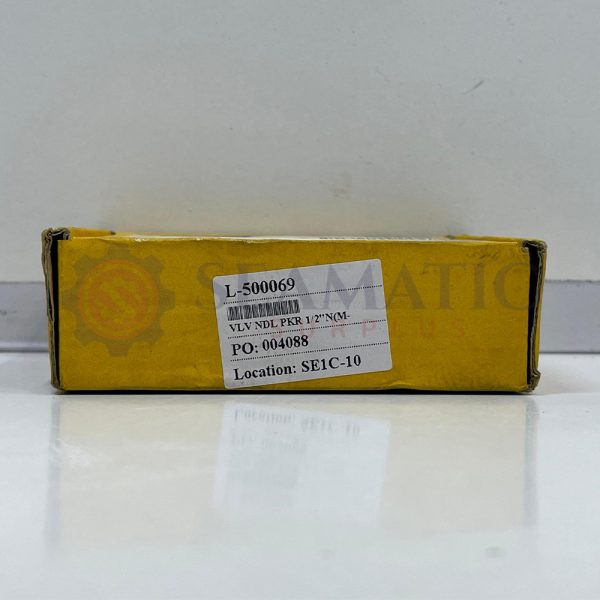 New Parker HNVS8M8FNC Needle Pattern Hand Valves