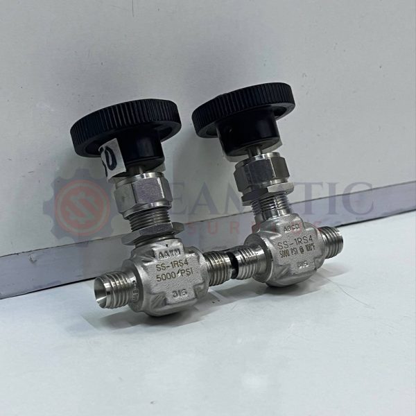 Lot of 2PC X Swagelok SS-1RS4 SS Integral Bonnet Needle Valve